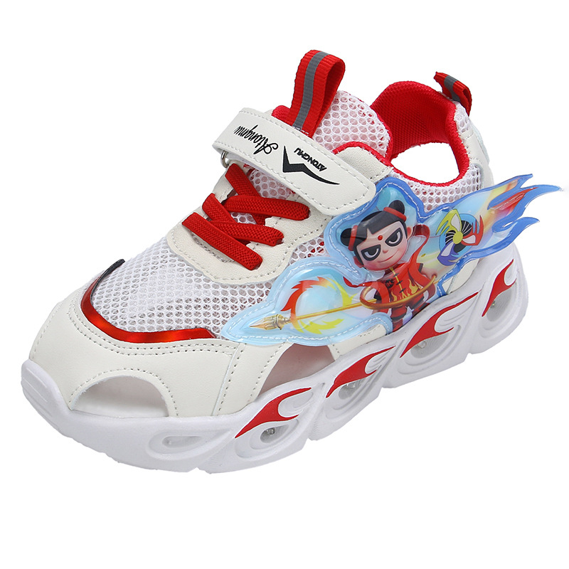 Nezha Boys' Sports Sandals 2025 Summer New Style Mesh Breathable Children's Shoes Boys' Soft Bottom Baotou Sandals Nezha Boys' Sports Sandals 2025 Summer New Style Mesh Breathable Children's Shoes Boys' Soft Bottom Baotou Sandals