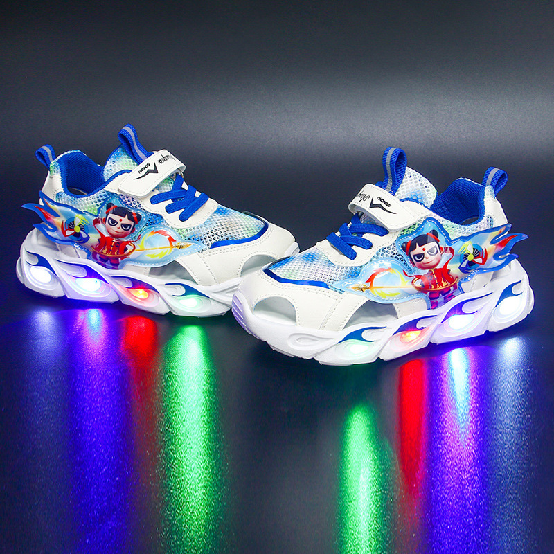 Nezha Boys' Sports Sandals 2025 Summer New Style Mesh Breathable Children's Shoes Boys' Soft Bottom Baotou Sandals Nezha Boys' Sports Sandals 2025 Summer New Style Mesh Breathable Children's Shoes Boys' Soft Bottom Baotou Sandals