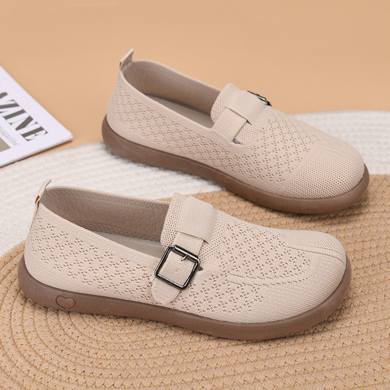 2025 new Feizhi women's casual shoes with soft soles that are not tiring and comfortable for the feet. They are versatile and suitable for middle-aged and elderly mothers