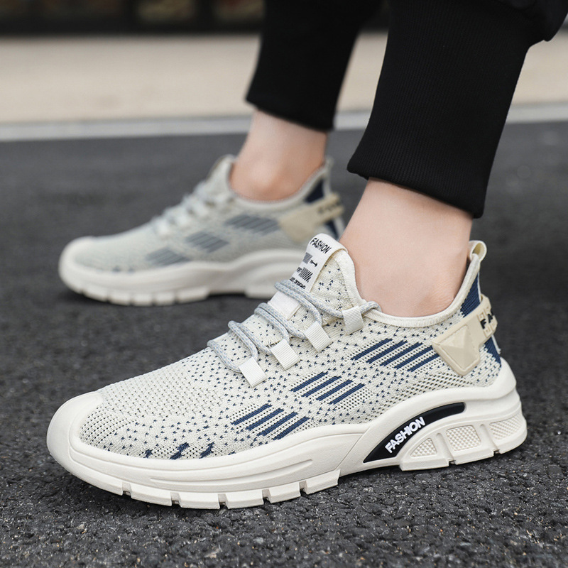 Autumn new breathable men's sports shoes, fly woven mesh casual men's shoes, outdoor versatile solid color men's running shoes