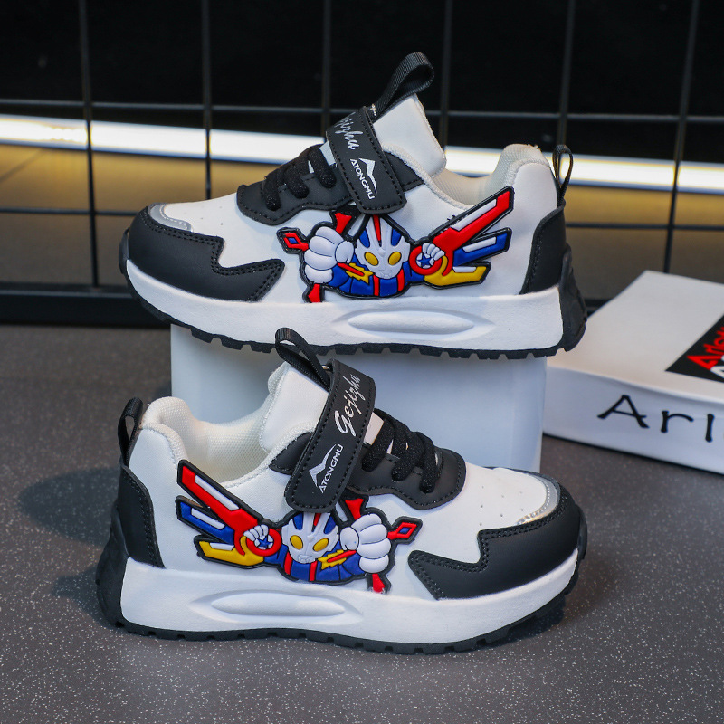 Children's sports shoes for spring and summer 2025, new style for boys' board shoes, breathable mesh surface, running shoes for middle and large children, boys and elementary school students Children's sports shoes for spring and summer 2025, new style for boys' board shoes, breathable mesh surface, running shoes for middle and large children, boys and elementary school students