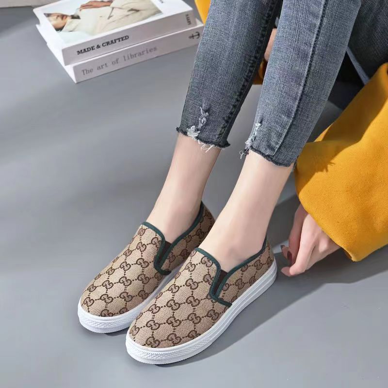 Spring and Autumn Half Dragged Canvas Shoes for Female Students, Anti slip and Wear resistant Korean Edition, Casual and Versatile, One Step Lazy Shoes Wholesale