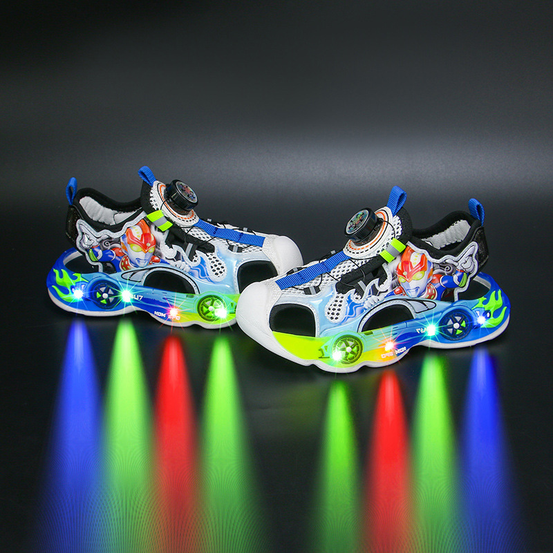 Children's Headline Sandals with Lights 2025 Summer New Style Boys' Shoes Little Boys' Middle and Primary School Sandals Children's Headline Sandals with Lights 2025 Summer New Style Boys' Shoes Little Boys' Middle and Primary School Sandals