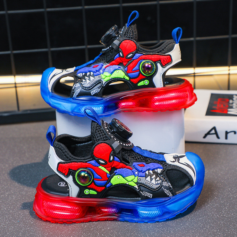 Spider Man Children's Sports Sandals 2023 Summer Edition Rotating Buckle Boys' Shoes Middle and Large Children's Anti Kick Baotou Sandals Spider Man Children's Sports Sandals 2023 Summer Edition Rotating Buckle Boys' Shoes Middle and Large Children's Anti Kick Baotou Sandals