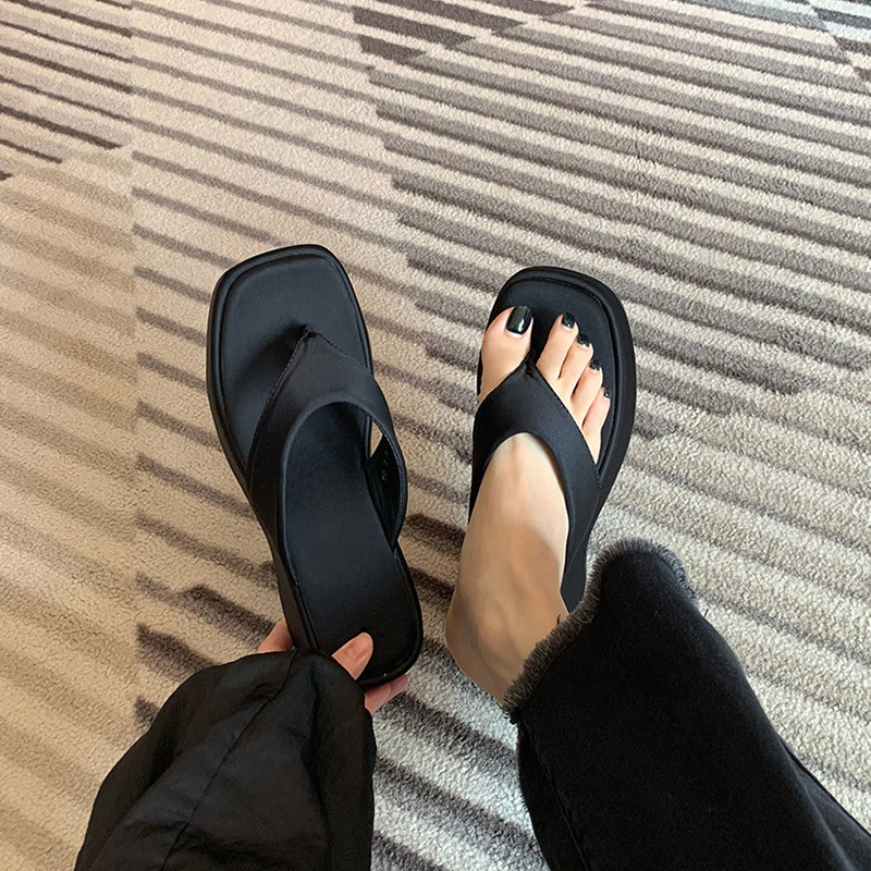 2025 new summer wedge heel flip flops suitable for work, women's thick soled sandals 2025 new summer wedge heel flip flops suitable for work, women's thick soled sandals