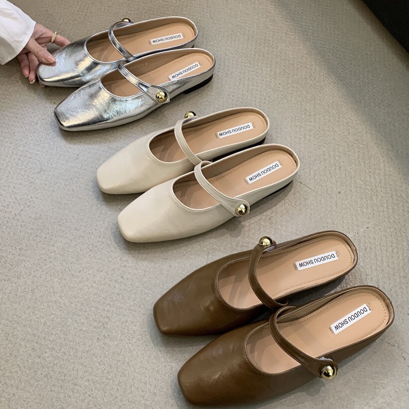 Flat toe half flip flops for women, soft soled 2025 French style flip flops for outdoor wear, super popular evening style, niche single shoes Flat toe half flip flops for women, soft soled 2025 French style flip flops for outdoor wear, super popular evening style, niche single shoes