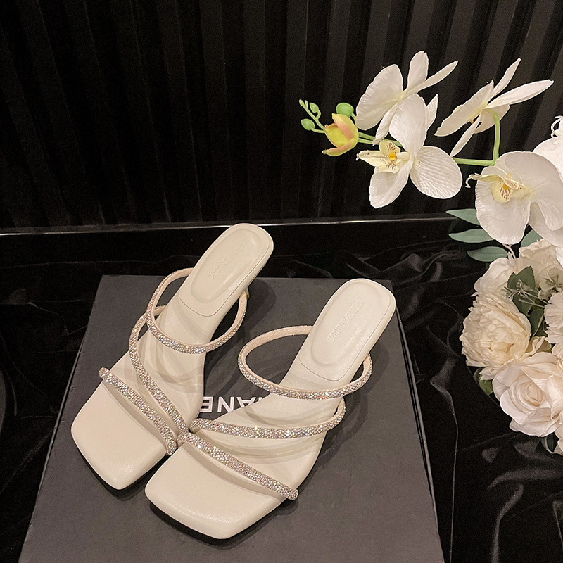 Fairy Feng Shui Diamond with Cool Slippers for Women Wearing Outdoor Summer Square Head Stepping on Shit Feeling High Heels Fashion Sandals Fairy Feng Shui Diamond with Cool Slippers for Women Wearing Outdoor Summer Square Head Stepping on Shit Feeling High Heels Fashion Sandals