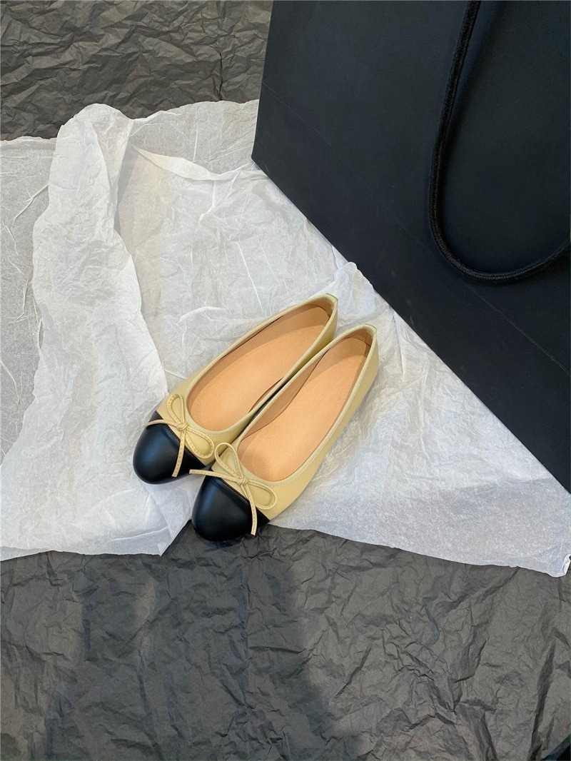 2024 new flat bottomed round toe bow ballet shoes with small fragrance, soft sole, light fairy style, one foot kick, color blocked single shoe 2024 new flat bottomed round toe bow ballet shoes with small fragrance, soft sole, light fairy style, one foot kick, color blocked single shoe