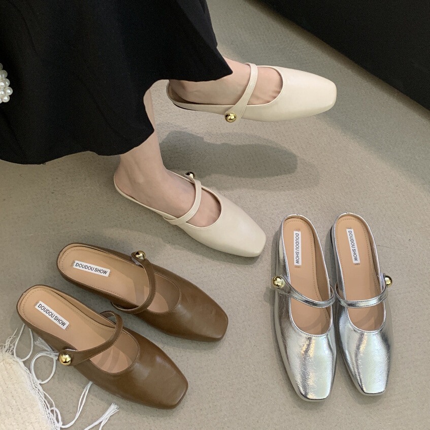 Flat toe half flip flops for women, soft soled 2025 French style flip flops for outdoor wear, super popular evening style, niche single shoes Flat toe half flip flops for women, soft soled 2025 French style flip flops for outdoor wear, super popular evening style, niche single shoes