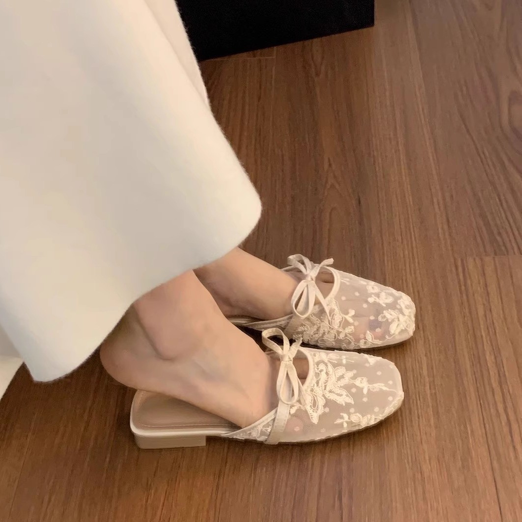 Ladies' style Baotou half slippers for women wearing summer fairy style dress with gentle mesh sandals