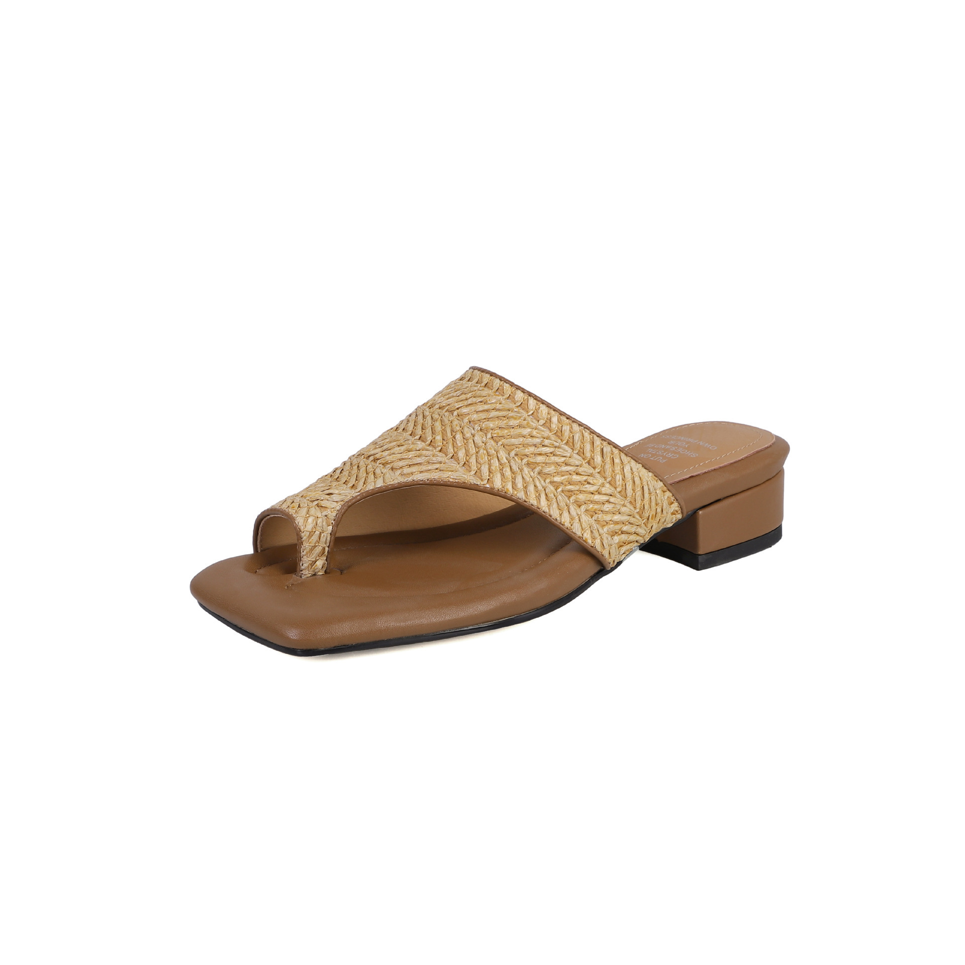 French retro vacation style woven clip toe sandals for women's summer wear, with a niche design and thick heels French retro vacation style woven clip toe sandals for women's summer wear, with a niche design and thick heels