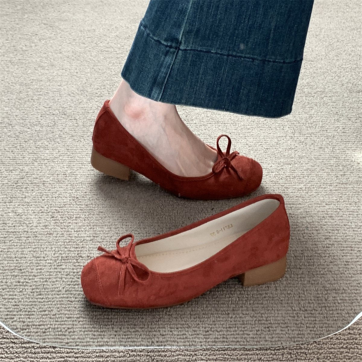 Coarse heel paired with skirt temperament single shoe women's shoes for spring and autumn 2025, new blue bow shallow mouth French scoop shoes Coarse heel paired with skirt temperament single shoe women's shoes for spring and autumn 2025, new blue bow shallow mouth French scoop shoes