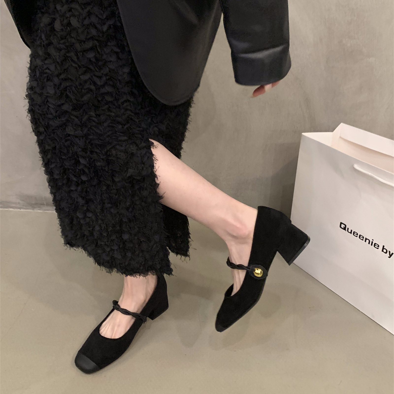 French style thick heel black suede evening shoes for women 2023 new autumn/winter Mary Jane mid high heels single shoes