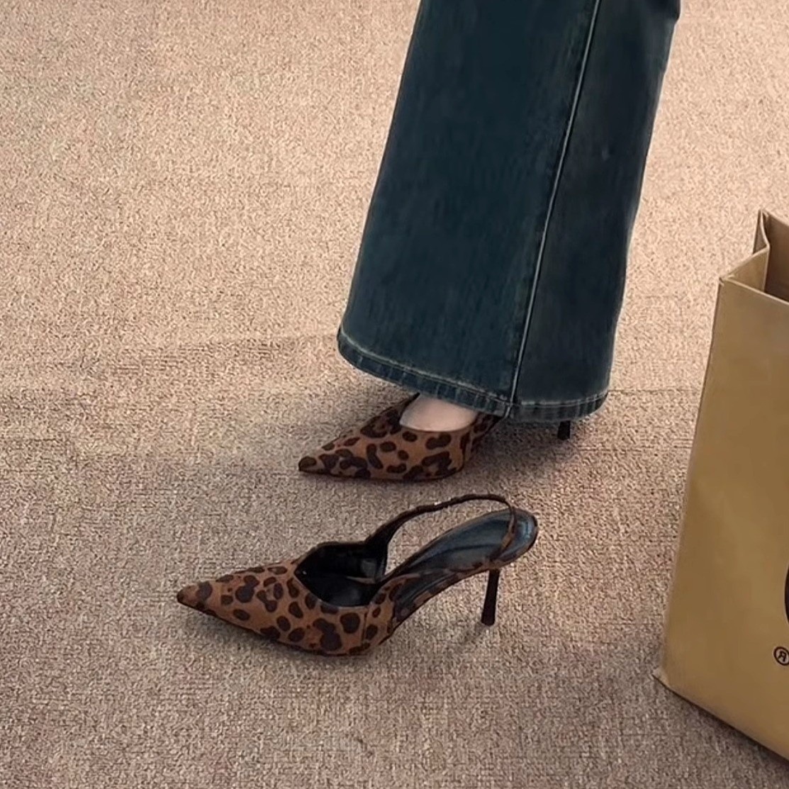 Two heights~French pointed leopard print high heels, toe sandals, women's spring and summer slim heels, suede back, empty single shoes Two heights~French pointed leopard print high heels, toe sandals, women's spring and summer slim heels, suede back, empty single shoes