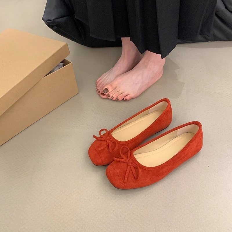Super soft single shoe women's suede green bow flat bottom 2024 spring and autumn round toe soft sole shallow mouth grandma shoes women Super soft single shoe women's suede green bow flat bottom 2024 spring and autumn round toe soft sole shallow mouth grandma shoes women