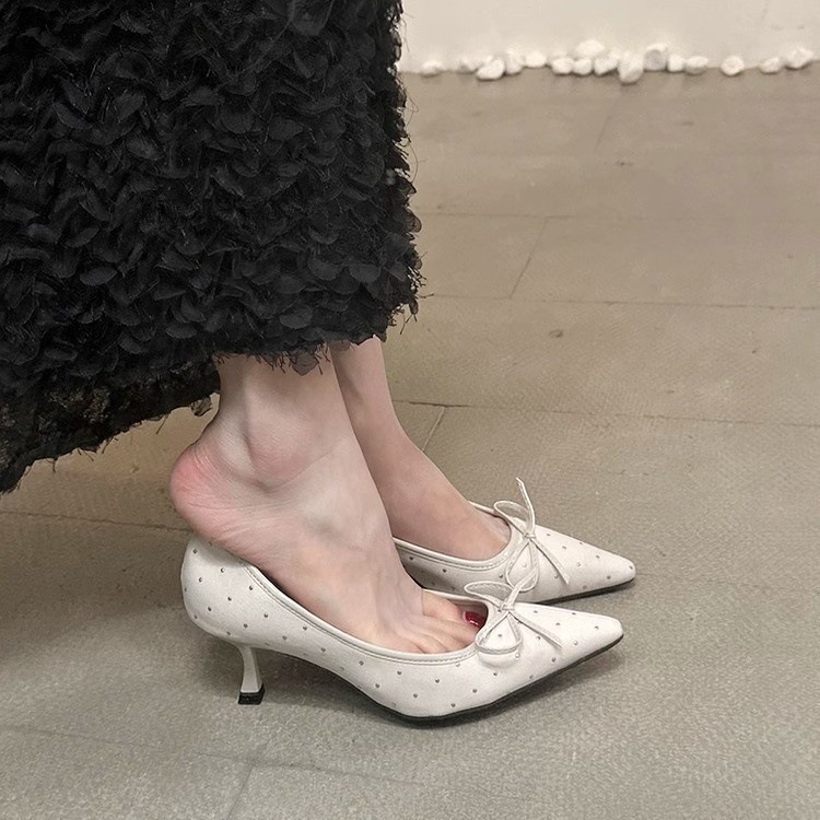 2025 Kitten with French Style Dress, Shallow Mouth, Single Shoes, Pointed Black, Shiny Diamond, Fine Heels, High Heels for Women