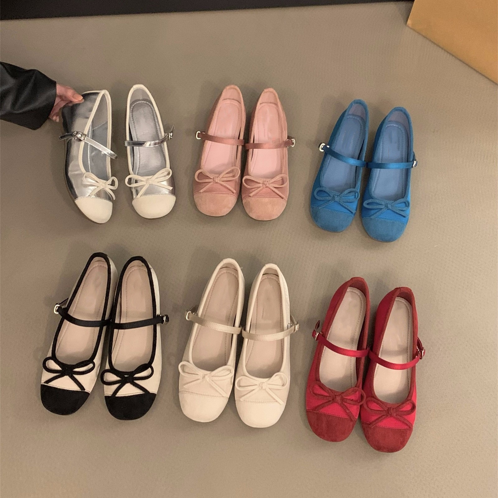 Internally raised red single shoe women's shoes Spring and Autumn 2025 new summer French evening style Mary Jane ballet shoes