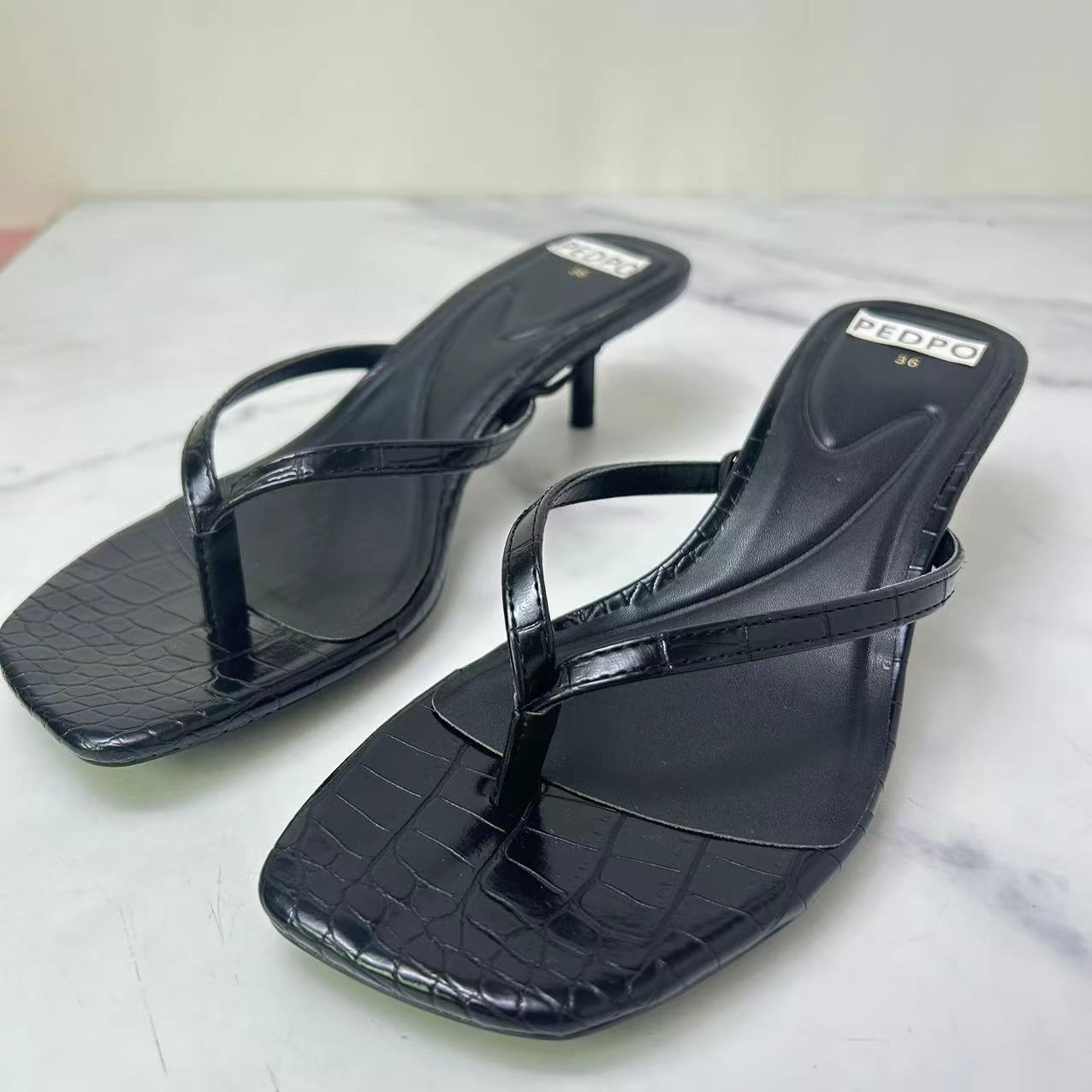 ZA women's new shoes for spring/summer 2024 square toe flip flops with exposed toe and heel, fashionable and versatile cool slippers for women ZA women's new shoes for spring/summer 2024 square toe flip flops with exposed toe and heel, fashionable and versatile cool slippers for women