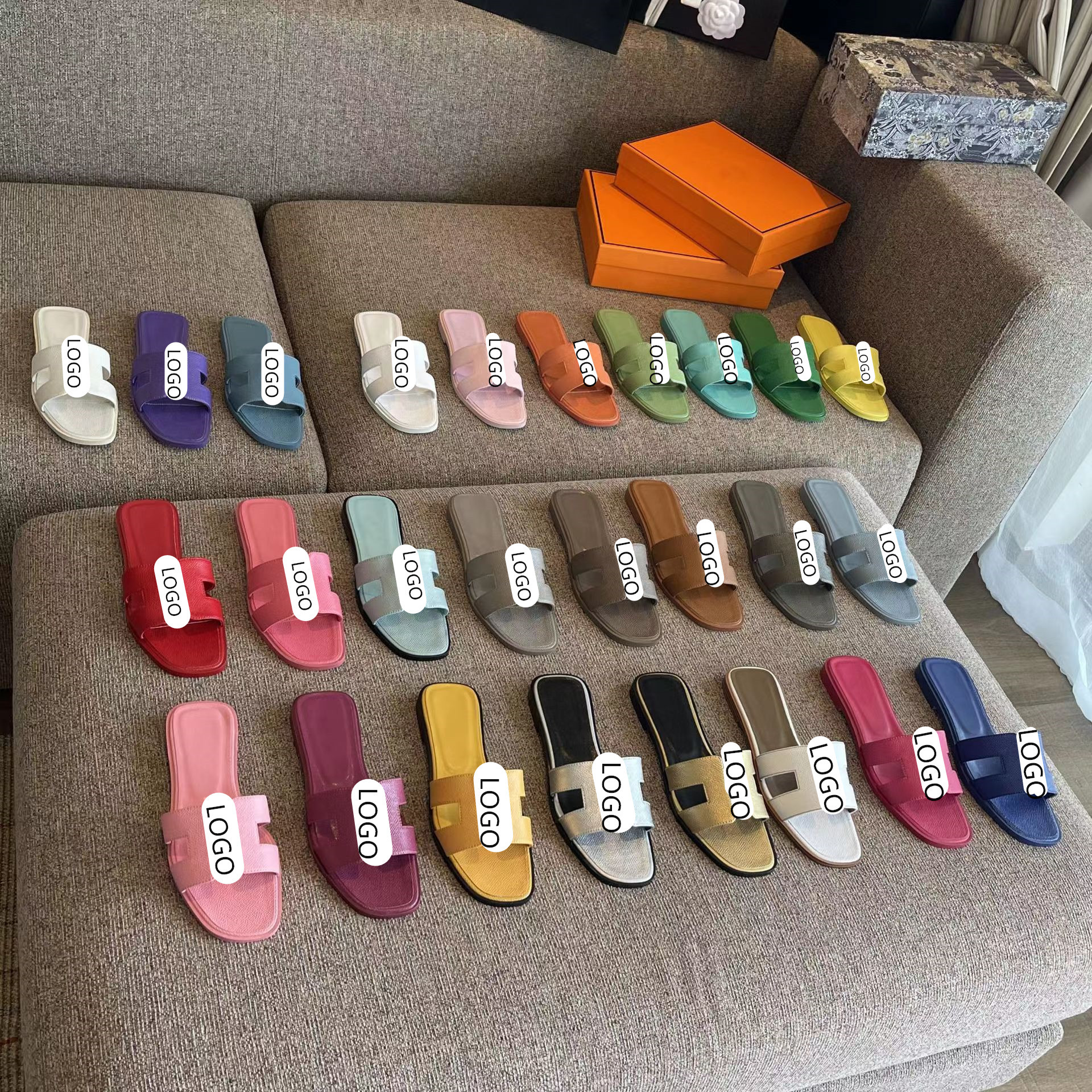 2025 New European and American Summer Genuine Leather Casual Slippers for Women's Fashion Outerwear Versatile Flat Bottom Straw Sandals