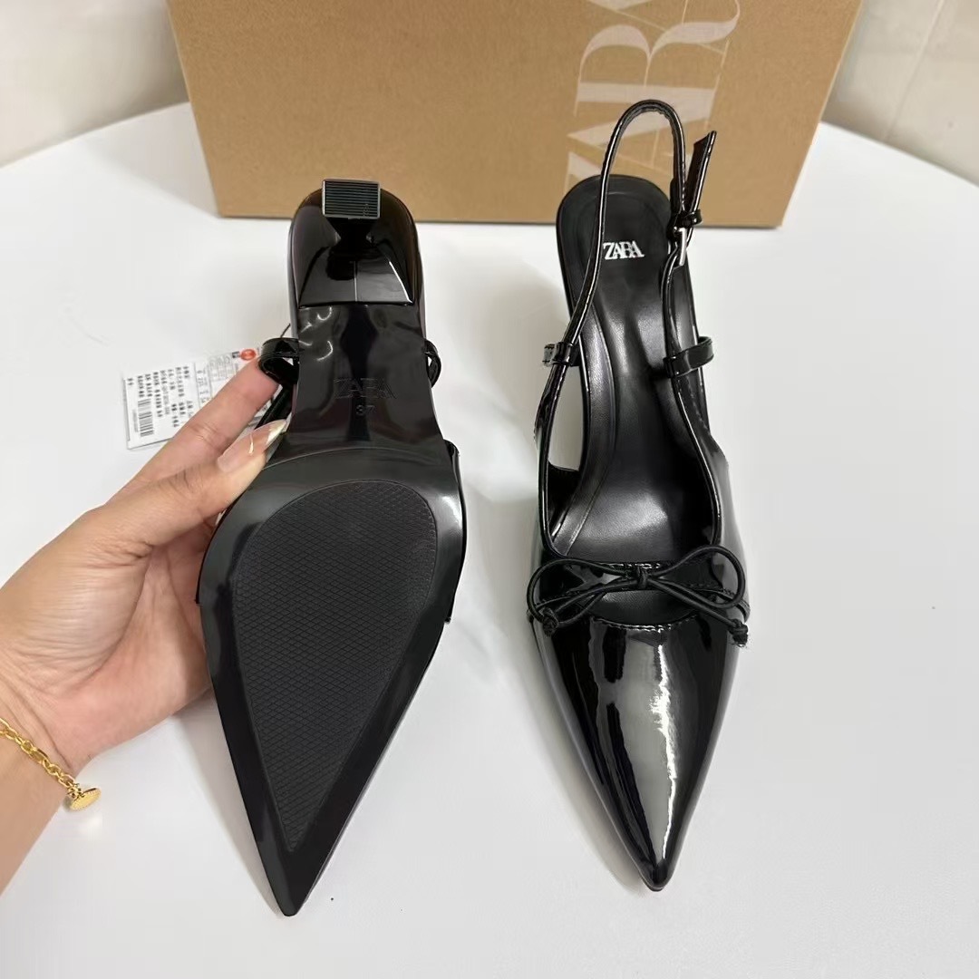 ZAKQ2024 Autumn New High Heels Black Lacquered Leather Bow Pointed Fine Heels Rear Tripping Strap Shallow Sandals for Women ZAKQ2024 Autumn New High Heels Black Lacquered Leather Bow Pointed Fine Heels Rear Tripping Strap Shallow Sandals for Women