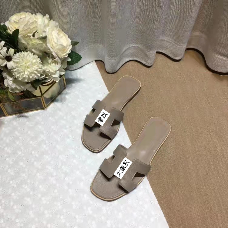 2025 New European and American Summer Genuine Leather Casual Slippers for Women's Fashion Outerwear Versatile Flat Bottom Straw Sandals 2025 New European and American Summer Genuine Leather Casual Slippers for Women's Fashion Outerwear Versatile Flat Bottom Straw Sandals