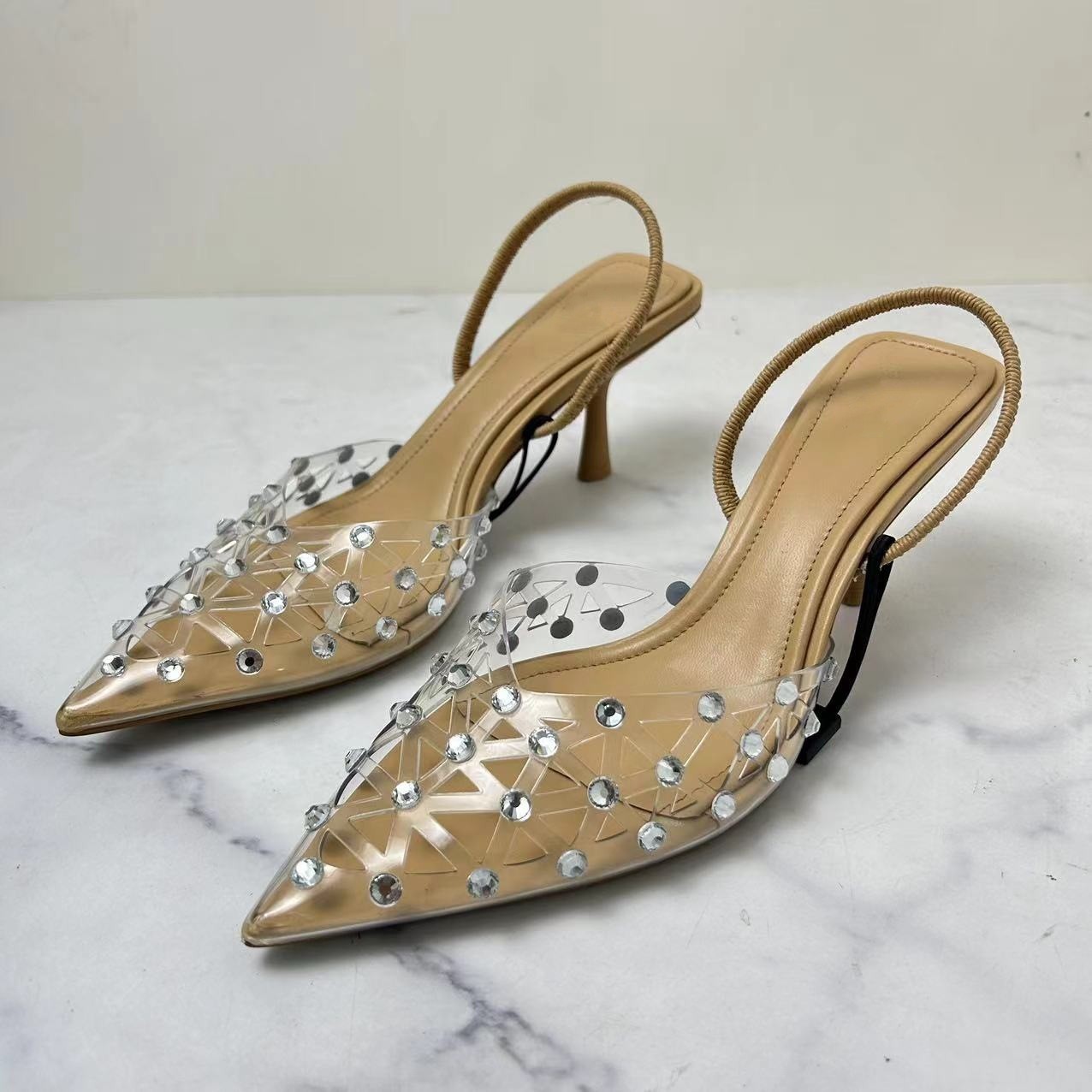 ZA Baotou PVC Transparent Fine Heel Sandals for Women 2024 New Water Diamond European and American Style Versatile Pointed High Heels for Women ZA Baotou PVC Transparent Fine Heel Sandals for Women 2024 New Water Diamond European and American Style Versatile Pointed High Heels for Women