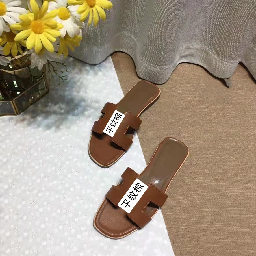 2025 New European and American Summer Genuine Leather Casual Slippers for Women's Fashion Outerwear Versatile Flat Bottom Straw Sandals 2025 New European and American Summer Genuine Leather Casual Slippers for Women's Fashion Outerwear Versatile Flat Bottom Straw Sandals