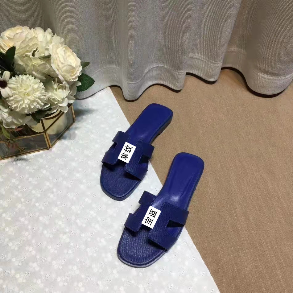 2025 New European and American Summer Genuine Leather Casual Slippers for Women's Fashion Outerwear Versatile Flat Bottom Straw Sandals 2025 New European and American Summer Genuine Leather Casual Slippers for Women's Fashion Outerwear Versatile Flat Bottom Straw Sandals