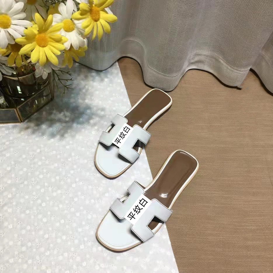 2025 New European and American Summer Genuine Leather Casual Slippers for Women's Fashion Outerwear Versatile Flat Bottom Straw Sandals 2025 New European and American Summer Genuine Leather Casual Slippers for Women's Fashion Outerwear Versatile Flat Bottom Straw Sandals