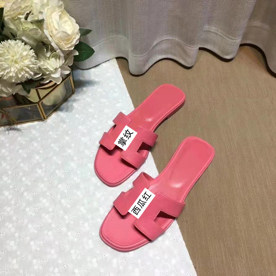 2025 New European and American Summer Genuine Leather Casual Slippers for Women's Fashion Outerwear Versatile Flat Bottom Straw Sandals 2025 New European and American Summer Genuine Leather Casual Slippers for Women's Fashion Outerwear Versatile Flat Bottom Straw Sandals