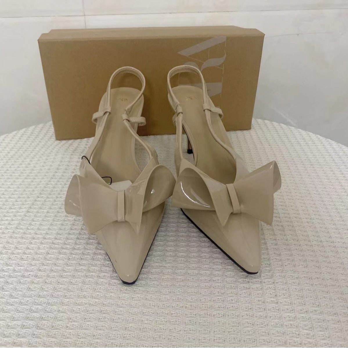 ZA women's new shoes 2024 summer bow decoration pointed back strap high-heeled Mueller shoes, one button high-heeled sandals ZA women's new shoes 2024 summer bow decoration pointed back strap high-heeled Mueller shoes, one button high-heeled sandals