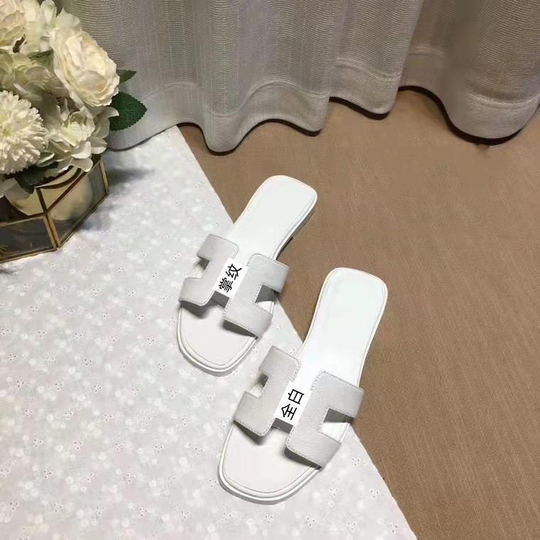 2025 New European and American Summer Genuine Leather Casual Slippers for Women's Fashion Outerwear Versatile Flat Bottom Straw Sandals 2025 New European and American Summer Genuine Leather Casual Slippers for Women's Fashion Outerwear Versatile Flat Bottom Straw Sandals