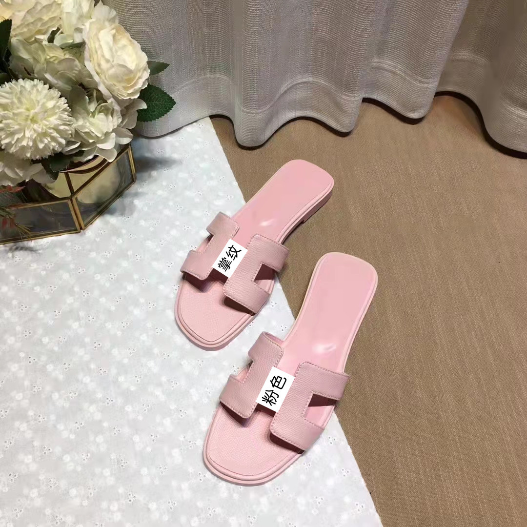 2025 New European and American Summer Genuine Leather Casual Slippers for Women's Fashion Outerwear Versatile Flat Bottom Straw Sandals 2025 New European and American Summer Genuine Leather Casual Slippers for Women's Fashion Outerwear Versatile Flat Bottom Straw Sandals