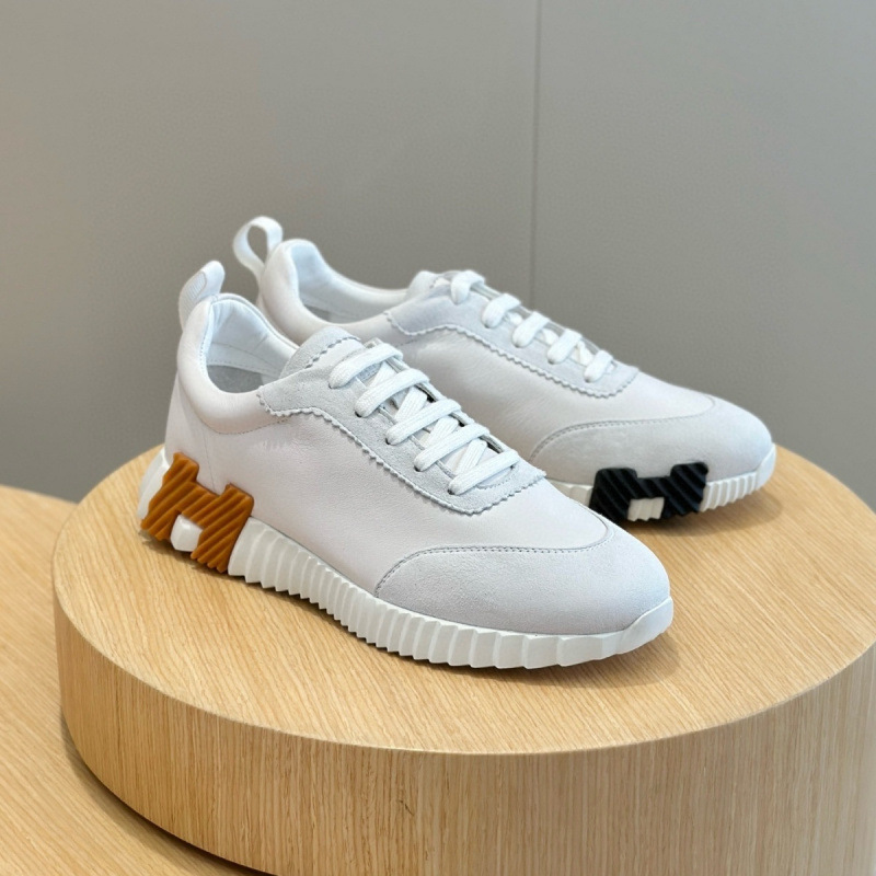 H European new cowhide patchwork canvas breathable fashionable lace up casual board shoes Guangzhou foreign trade men's shoes sports shoes H European new cowhide patchwork canvas breathable fashionable lace up casual board shoes Guangzhou foreign trade men's shoes sports shoes