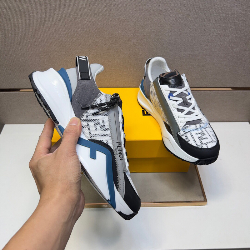 A men's casual shoe with a high rate of return for the Korean version of the 2025 European Station trend and leisure A men's casual shoe with a high rate of return for the Korean version of the 2025 European Station trend and leisure