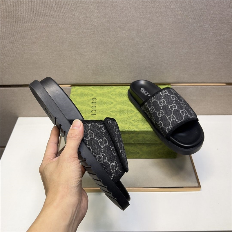 New Men's Casual Slippers Summer Trendy Brand High Beauty Outerwear Trendy Anti Slip Fashion Beach Slippers New Men's Casual Slippers Summer Trendy Brand High Beauty Outerwear Trendy Anti Slip Fashion Beach Slippers