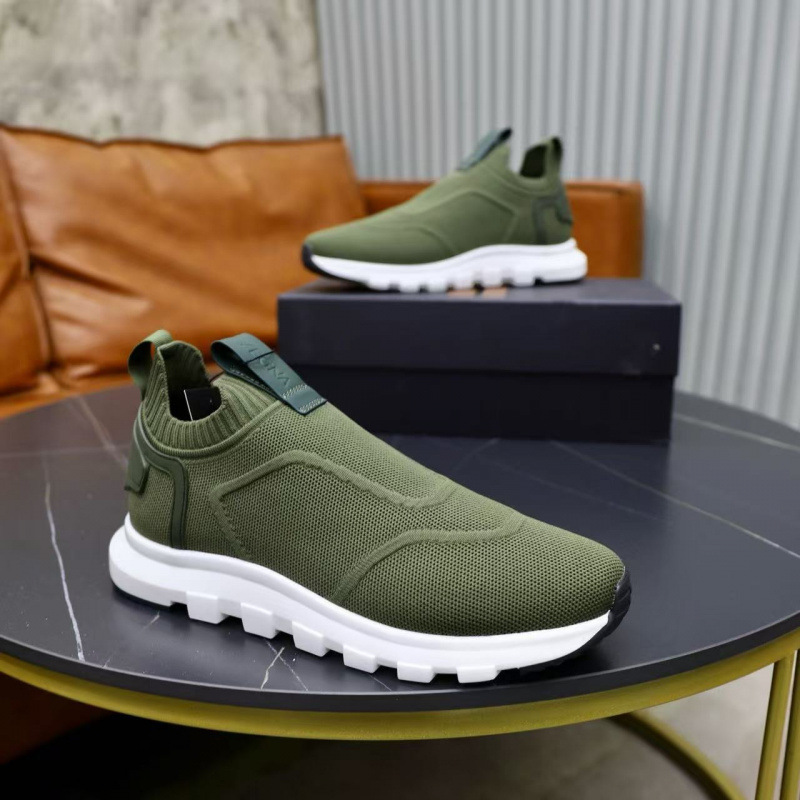 European and American trendy men's fashionable and versatile casual sports shoes with fly woven mesh surface, thick sole, lazy fit, breathable running dad shoes European and American trendy men's fashionable and versatile casual sports shoes with fly woven mesh surface, thick sole, lazy fit, breathable running dad shoes