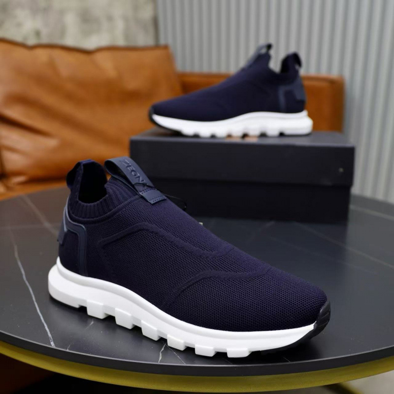 European and American trendy men's fashionable and versatile casual sports shoes with fly woven mesh surface, thick sole, lazy fit, breathable running dad shoes European and American trendy men's fashionable and versatile casual sports shoes with fly woven mesh surface, thick sole, lazy fit, breathable running dad shoes