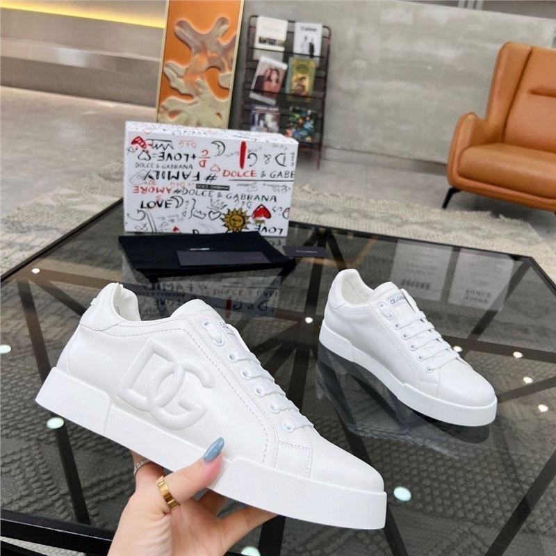 DG letter men's shoes, casual shoes, sports board shoes, popular white shoes, thin shoes, Korean version, trendy men's versatile, fashionable and comfortable