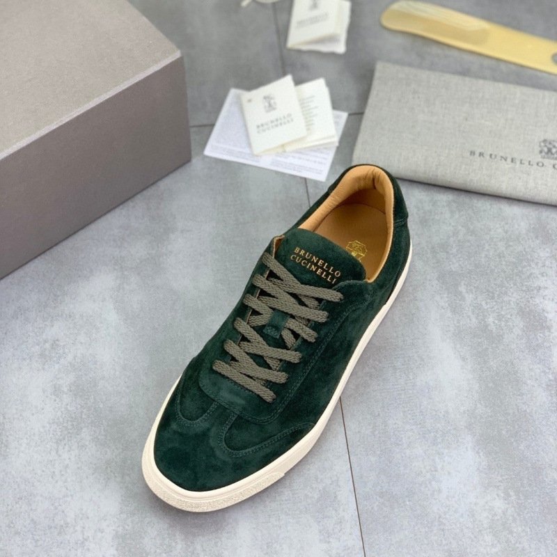 European station new men's cow suede fabric splicing soft and comfortable sports shoes fashionable and lightweight lace up casual shoes European station new men's cow suede fabric splicing soft and comfortable sports shoes fashionable and lightweight lace up casual shoes