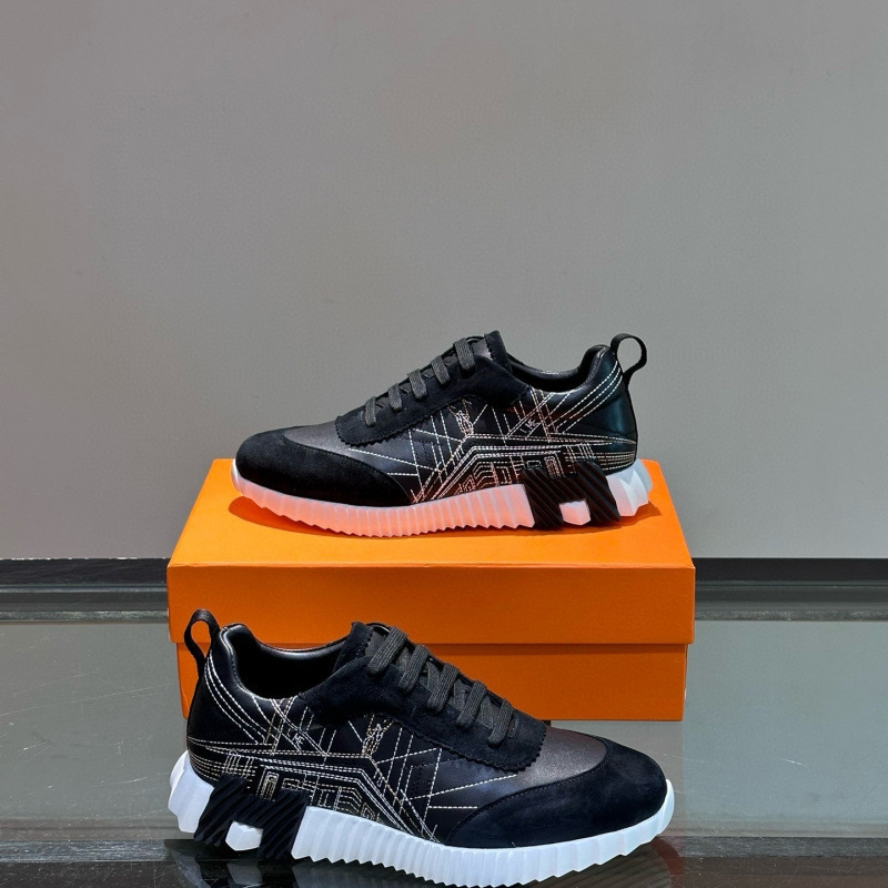 Europe 2025 leisure new men's shoes, genuine leather breathable sports and leisure shoes, versatile and high-end Europe 2025 leisure new men's shoes, genuine leather breathable sports and leisure shoes, versatile and high-end