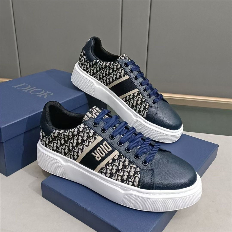 2024 European Station New Trendy High end Men's Trendy Leather Casual Board Shoes Light Luxury Explosive