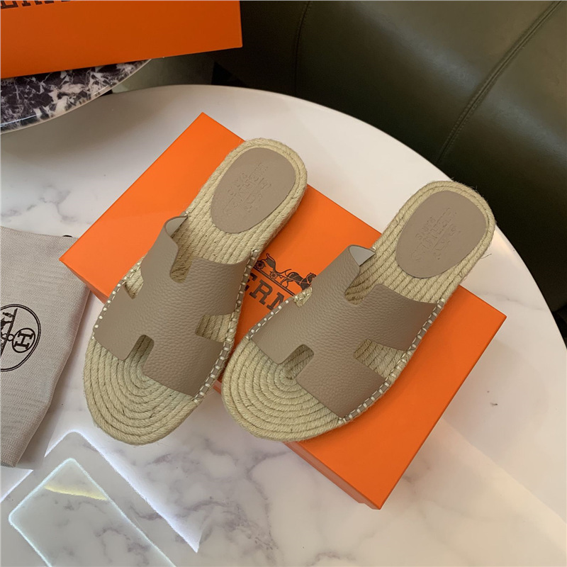 Men's One Word Drag Anti slip Explosive Outerwear Trendy Brand Luxury Open toed H Fisherman's Slippers for Men 2025 New Style Xiaji Men's One Word Drag Anti slip Explosive Outerwear Trendy Brand Luxury Open toed H Fisherman's Slippers for Men 2025 New Style Xiaji