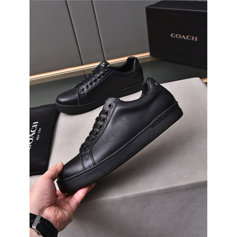 New trendy men's breathable and fashionable board shoes with lace up, simple and versatile sports shoes, casual white shoes for men at the European station New trendy men's breathable and fashionable board shoes with lace up, simple and versatile sports shoes, casual white shoes for men at the European station