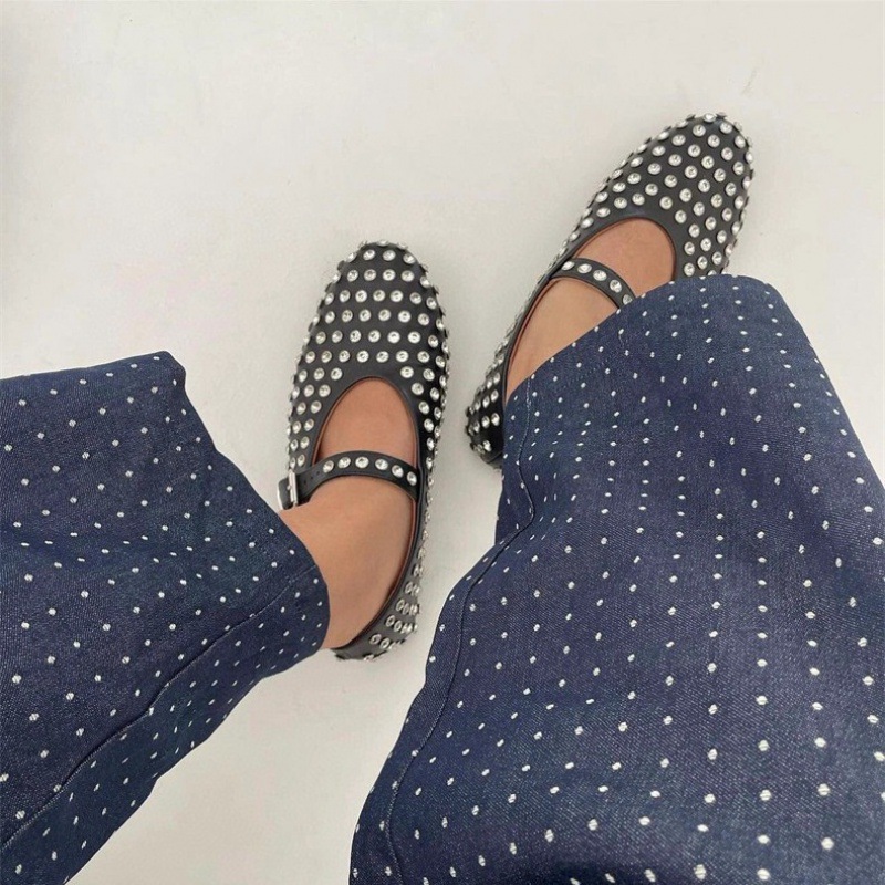 High end version ALA Zhang Xiaohui, same genuine leather round head rhinestone rivet Mary Jane single shoe women's flat ballet single shoe High end version ALA Zhang Xiaohui, same genuine leather round head rhinestone rivet Mary Jane single shoe women's flat ballet single shoe