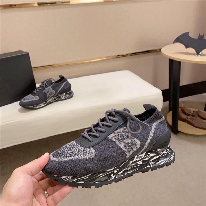 One size larger French light luxury, high-quality, versatile, ultra light casual shoes, comfortable, breathable, lightweight sports men's shoes