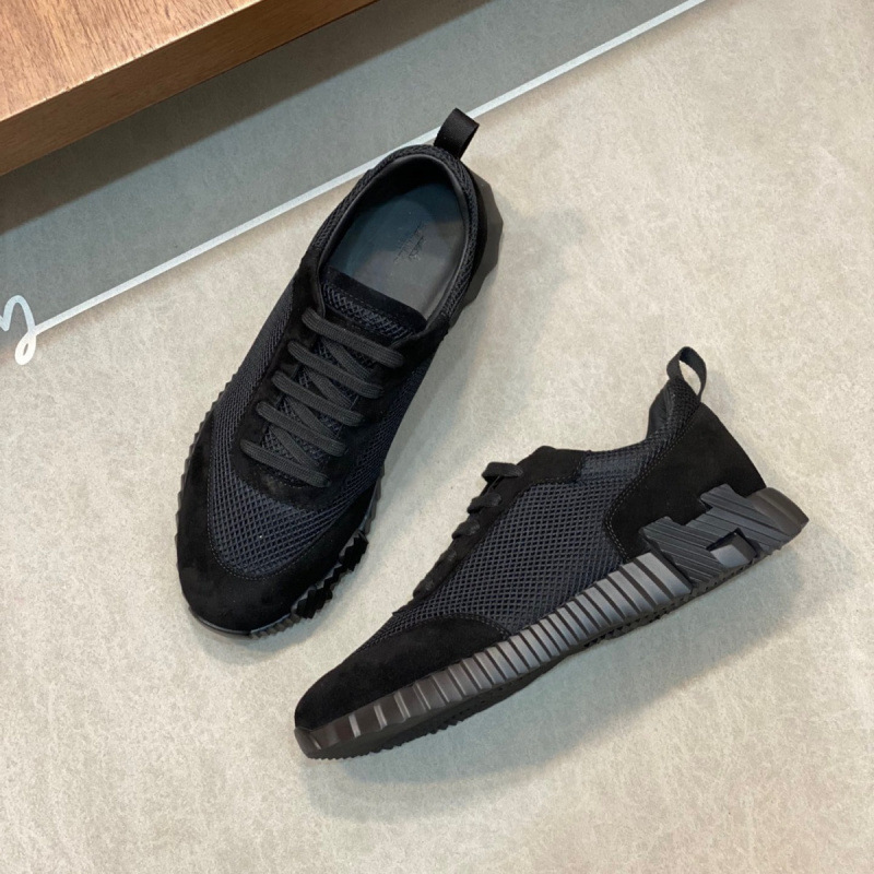 Spring and Autumn New Men's Shoes Trendy Sports and Leisure Versatile Ins Trendy Shoes Korean Edition Mesh Black Board Shoes Casual Shoes Spring and Autumn New Men's Shoes Trendy Sports and Leisure Versatile Ins Trendy Shoes Korean Edition Mesh Black Board Shoes Casual Shoes