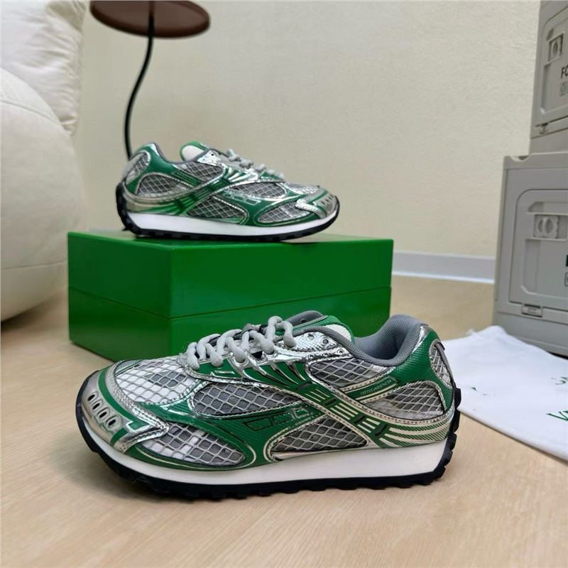Celebrity style cowhide splicing mesh fashionable versatile sports shoes for couples casual shoes running shoes for men and women Celebrity style cowhide splicing mesh fashionable versatile sports shoes for couples casual shoes running shoes for men and women
