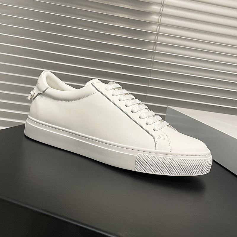 2025 European and American new men's shoes Jijia low top white shoes Korean version simple youth versatile casual leather couple shoes 2025 European and American new men's shoes Jijia low top white shoes Korean version simple youth versatile casual leather couple shoes