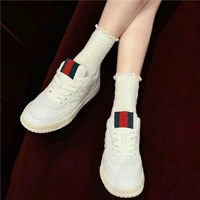 2024 New Thick soled Couple's Little White Shoe Board Lace up Sports Versatile Casual Shoes Retro Small Board Shoes Trendy